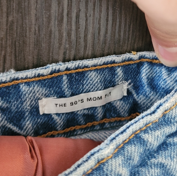 Zara Mom Fit Denims - Picture 3 of 4